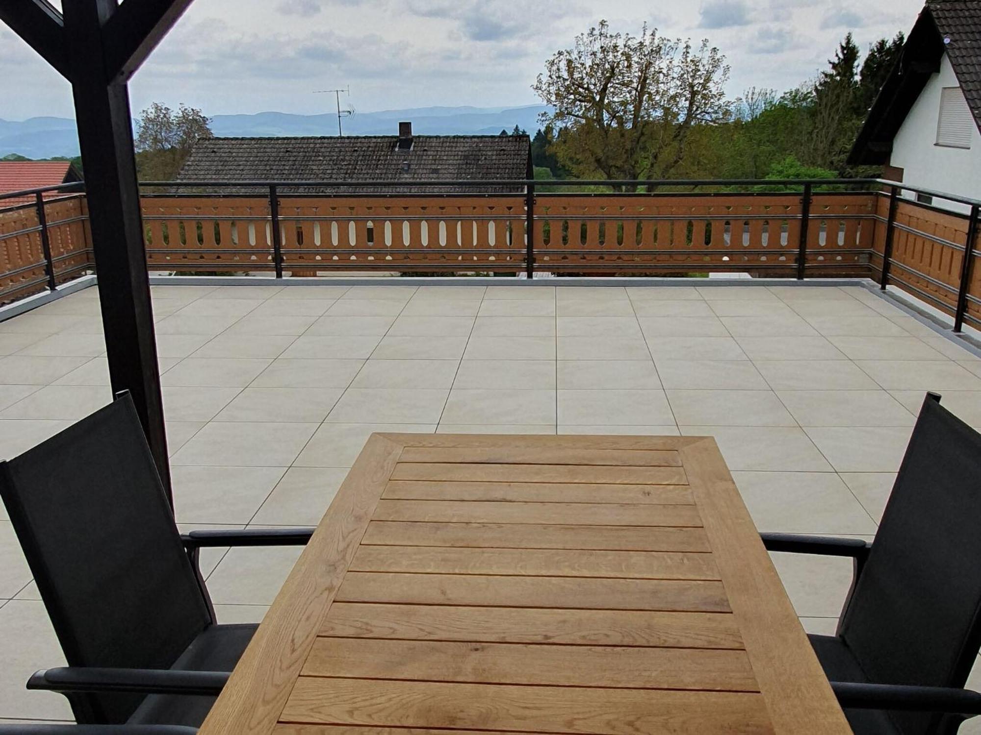 Comfortable Flat In Goerwihl With Balcony Gorwihl エクステリア 写真
